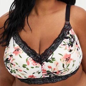 Torrid Floral 360 Back Smoothing Wire Free Bra 42C